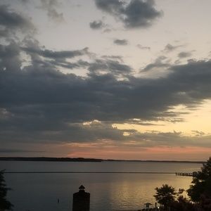 Meet your Posher, Sondi